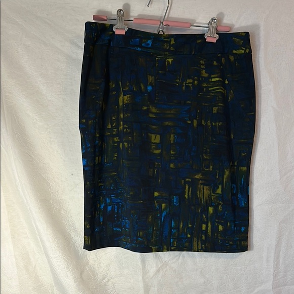 💜3 for $30💜 Abstract Print Skirt in Blue and Yellow - Picture 1 of 4